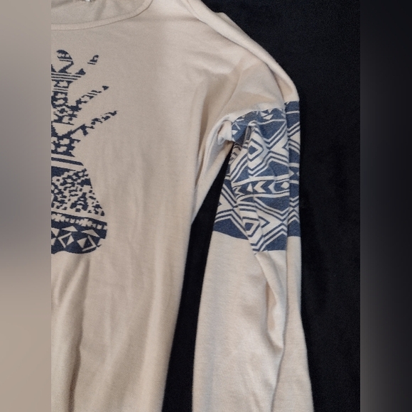 Top - Picture 5 of 10